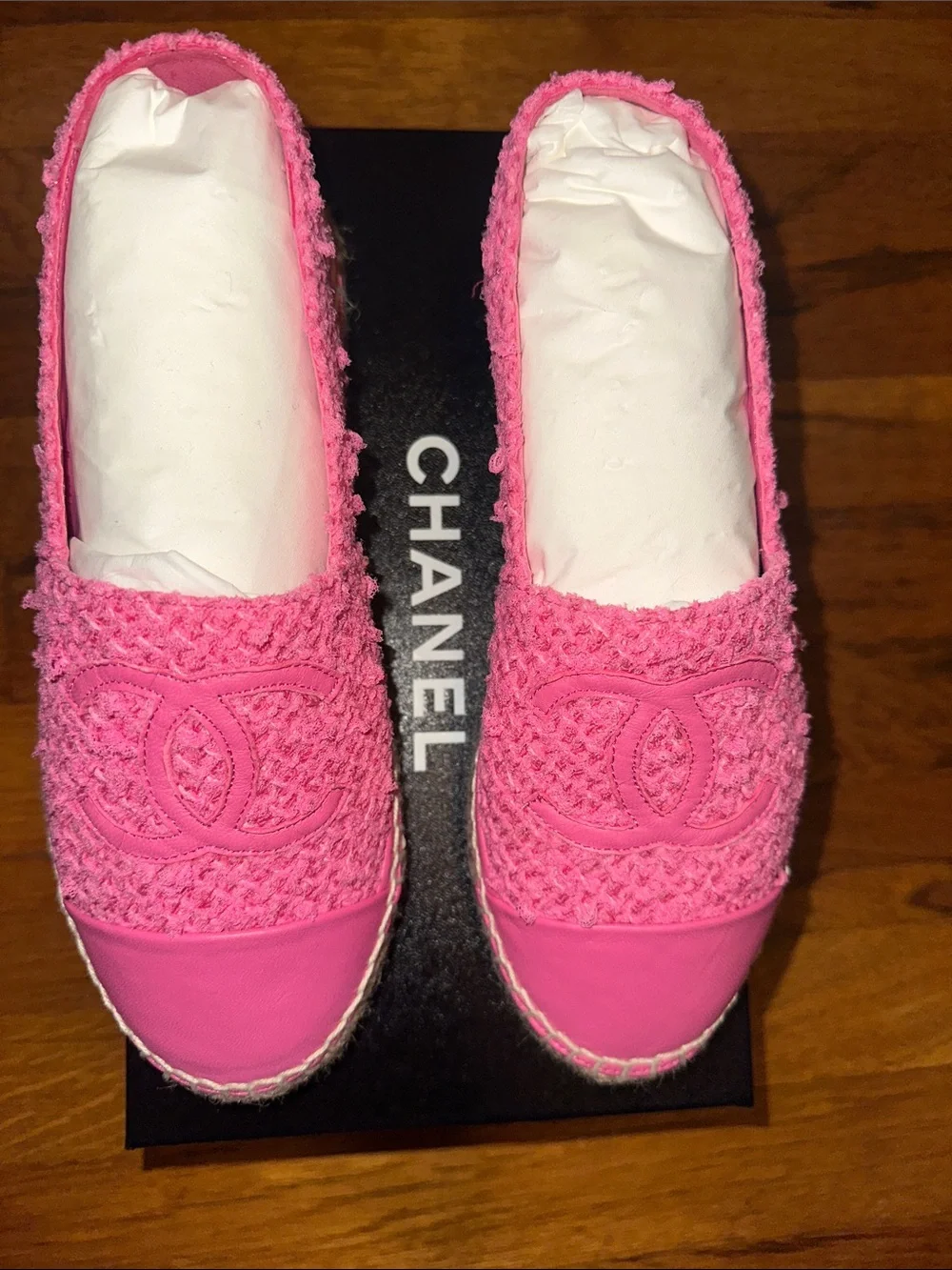 NWT Chanel Pink 2024 Interlocking CC Logo Espadrilles